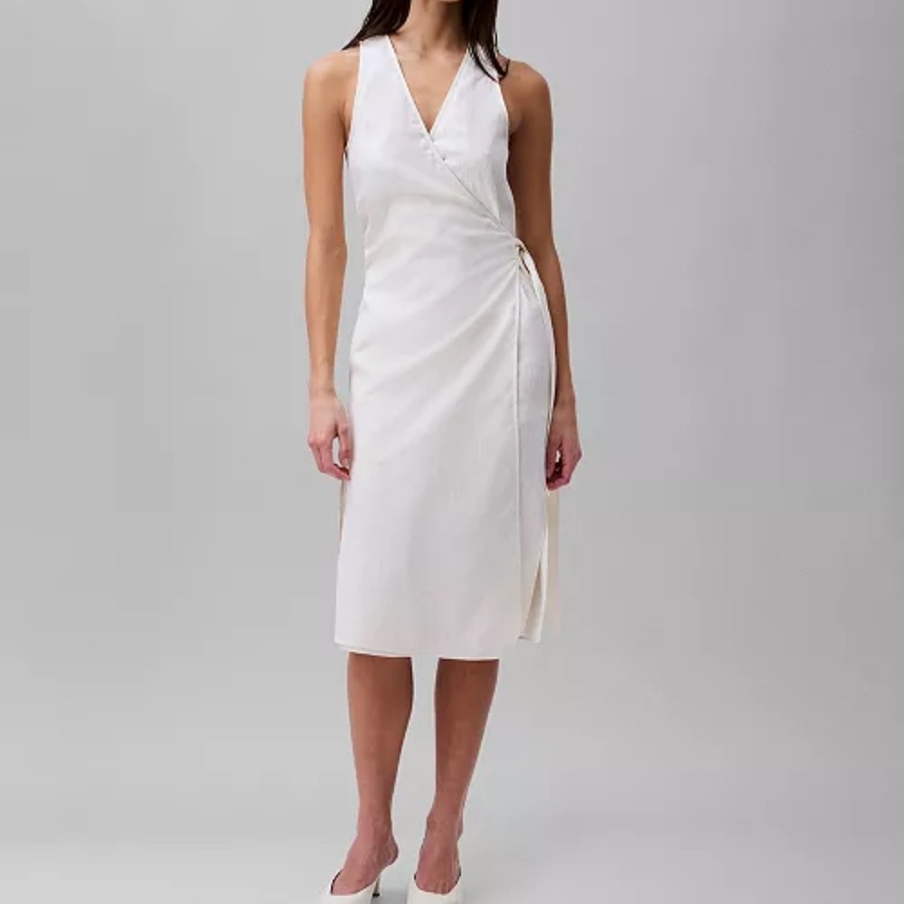 NWT Calvin Klein V-Neck Sleeveless Wrap Dress